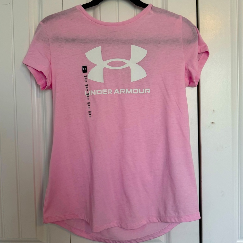 Youth girls, large loose pink under armour shirt